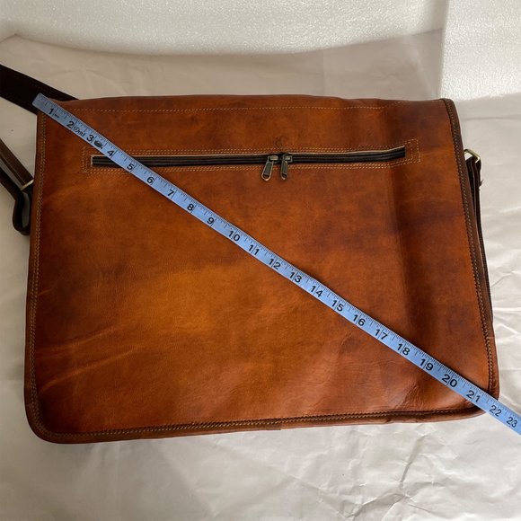 Rugged Leather Large 18" Messenger Satchel Briefcase Bag - Picture 15 of 15